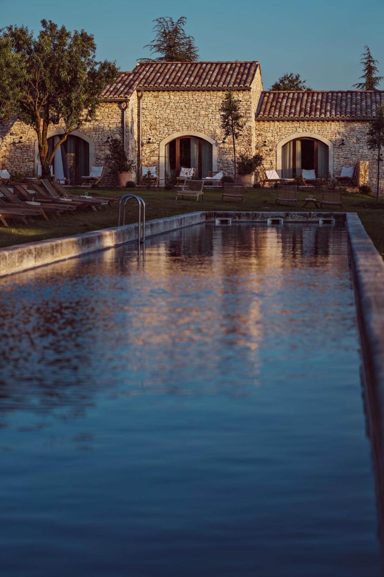 Capelongue, A Beaumier Hotel & Spa Bonnieux Exterior photo